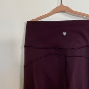 Lululemon In Movement 7/8 Tight Black Cherry